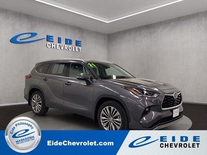 Used 2021 Toyota Highlander Platinum