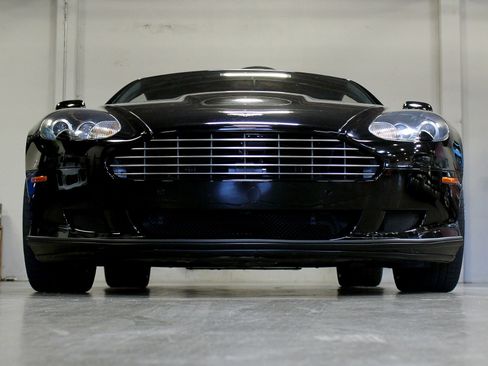 Used 2009 Aston Martin DB9 Coupe image 13