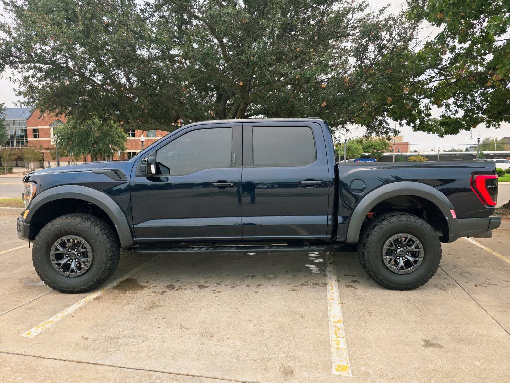 Used 2023 Ford F150 Raptor AWD/4WD image 19