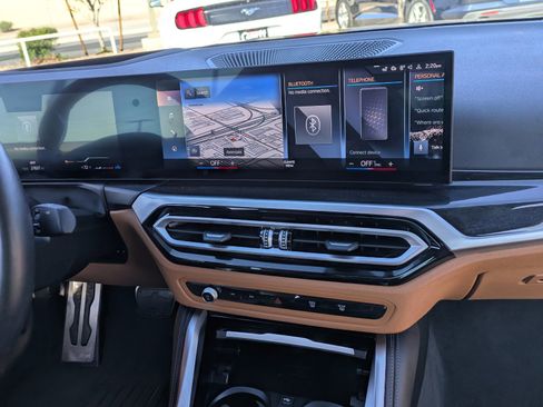 Used 2024 BMW M440i Coupe w/ Premium Package image 19