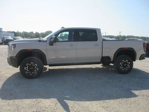 New 2026 GMC Sierra 2500 AT4X AWD/4WD image 10