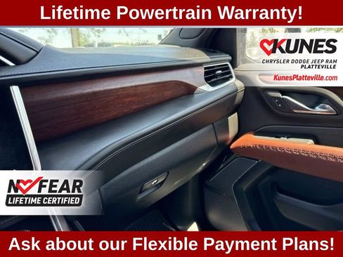 Used 2024 GMC Yukon XL Denali Ultimate AWD/4WD image 42