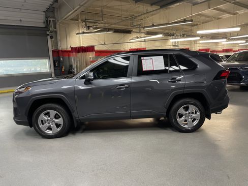 Certified 2025 Toyota RAV4 XLE w/ Convenience Package FWD image 7