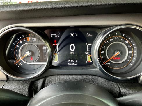 Used 2020 Jeep Gladiator Sport w/ Quick Order Package 24S AWD/4WD image 14