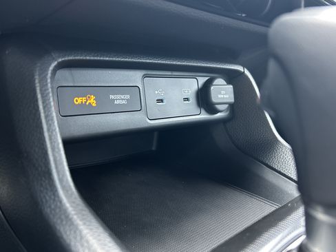 Used 2025 Honda Civic Sport image 12
