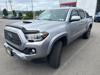 Used 2018 Toyota Tacoma TRD Sport AWD/4WD video 1