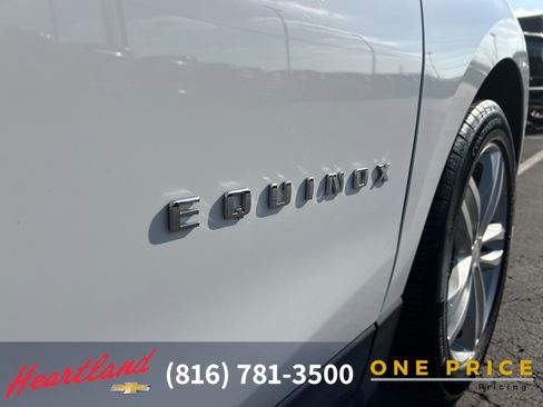 Used 2018 Chevrolet Equinox Premier image 12