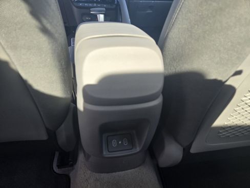 New 2026 Hyundai Elantra SEL Sport image 17