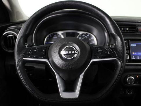Certified 2022 Nissan Kicks S FWD image 7