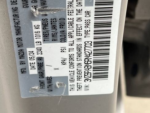 Used 2024 MAZDA MAZDA3 s image 27