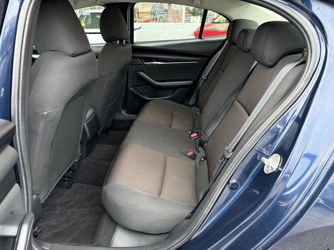 Used 2019 MAZDA MAZDA3 Sedan image 23