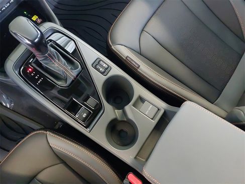 New 2025 Subaru Crosstrek 2.5i Limited w/ Crosstrek Mirror Package image 28