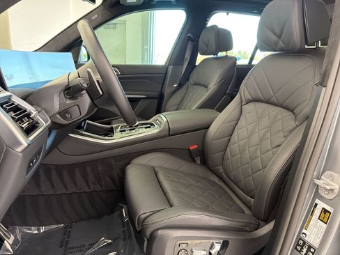 Certified 2026 BMW X5 M60i AWD/4WD image 5