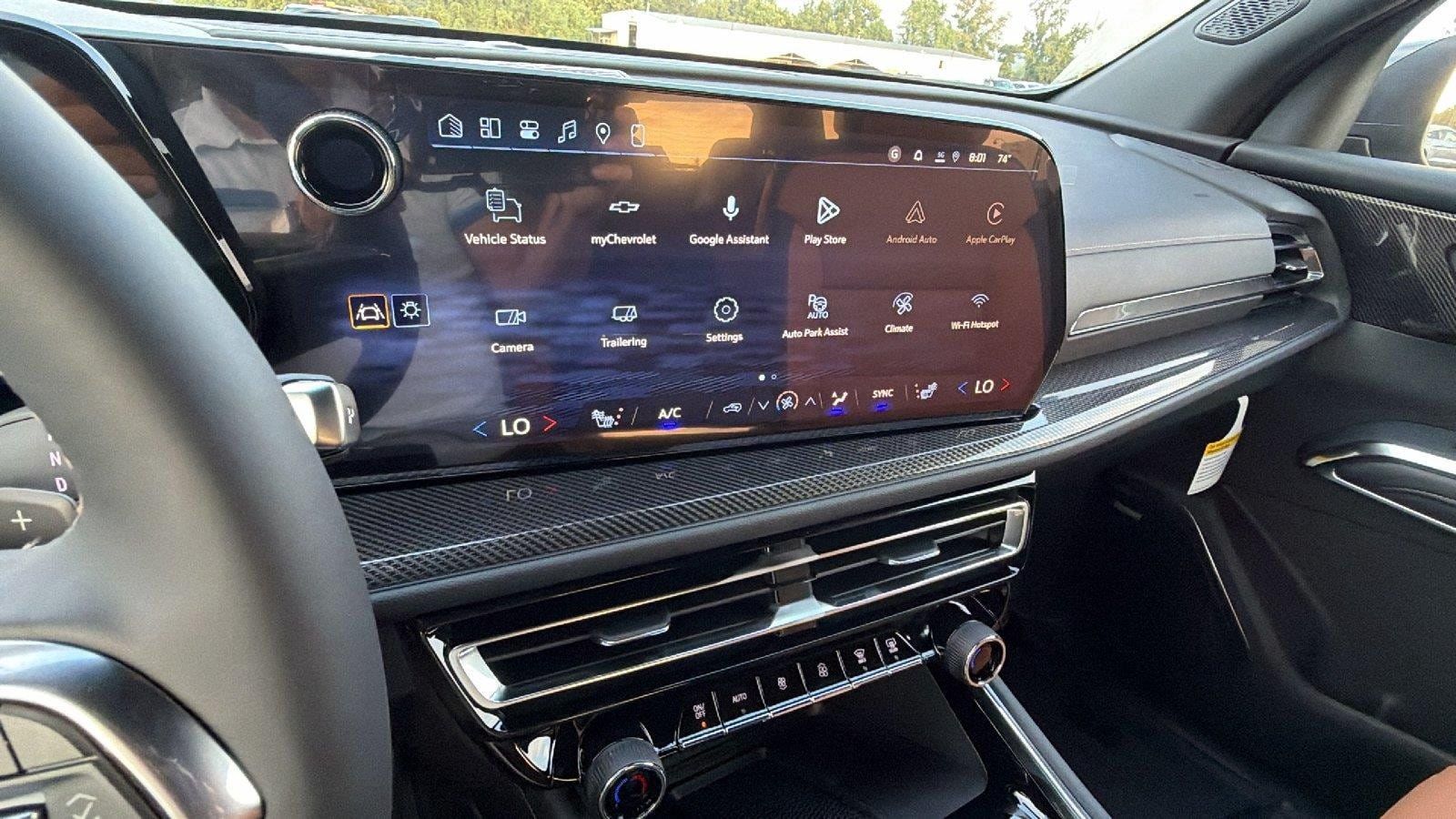 New 2027 Chevrolet Traverse Z71 w/ Enhanced Driving Package AWD/4WD image 28