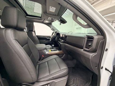 Certified 2024 Chevrolet Silverado 1500 LT Trail Boss w/ Convenience Package II image 33