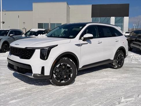New 2026 Kia Sorento S image 2