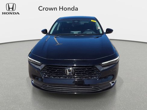 Used 2023 Honda Accord Touring image 8