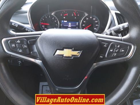 Used 2019 Chevrolet Equinox LT image 41