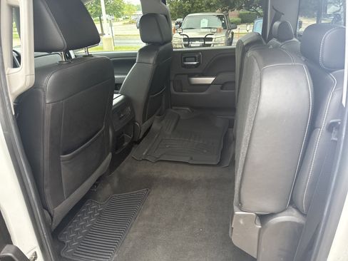 Used 2018 Chevrolet Silverado 1500 LTZ Z71 w/ LTZ Plus Package image 9