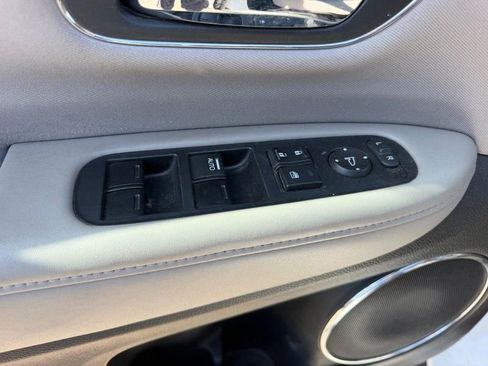 Used 2016 Honda HR-V EX image 17