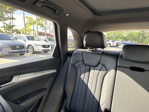 Used 2020 Audi Q5 2.0T Titanium Premium Plus w/ Premium Plus Package image 18