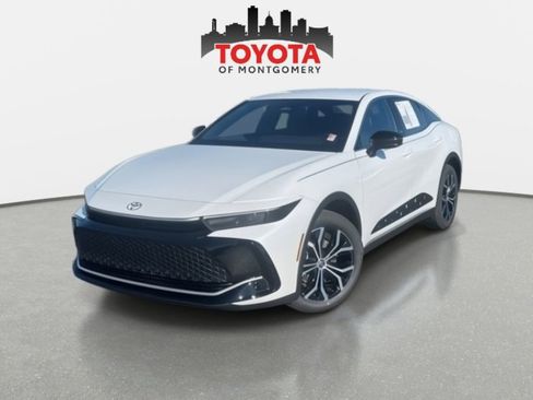 Used 2026 Toyota Crown XLE image 8