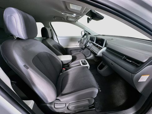 Used 2024 Hyundai Ioniq 5 SEL RWD image 32