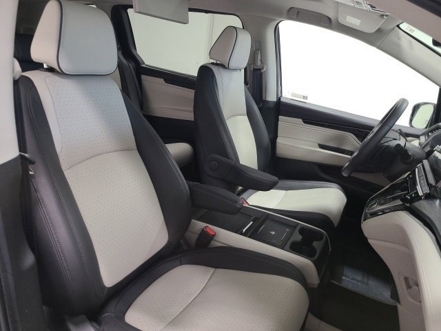 Used 2026 Honda Odyssey Elite image 14