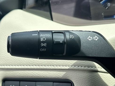 New 2025 Nissan Armada Platinum Reserve image 13