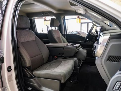 Used 2025 Ford F350 XLT image 32