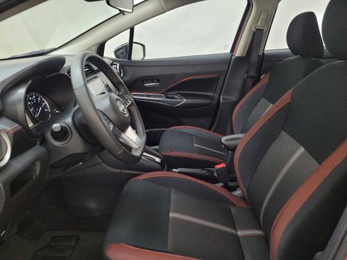 Used 2025 Nissan Versa SR w/ Trunk Package FWD image 17