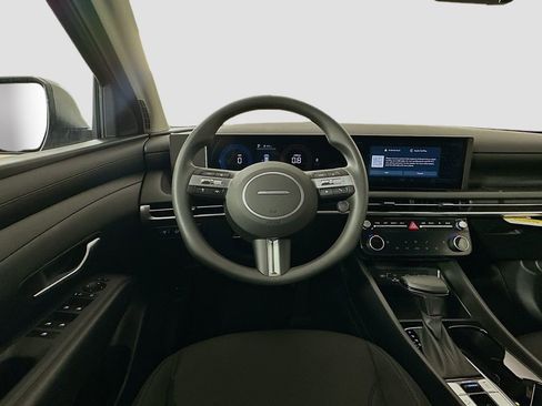 New 2026 Hyundai Tucson SEL image 18