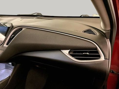 Used 2019 Chevrolet Malibu RS FWD image 15