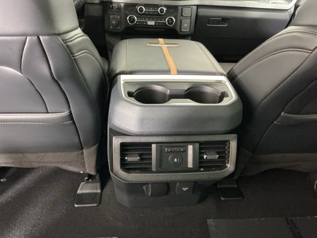 Used 2023 Ford F350 Platinum w/ FX4 Off-Road Package AWD/4WD image 31