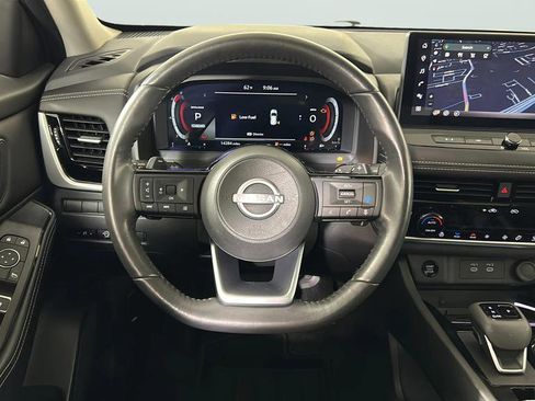 Used 2024 Nissan Rogue SL w/ SL Premium Package FWD image 36