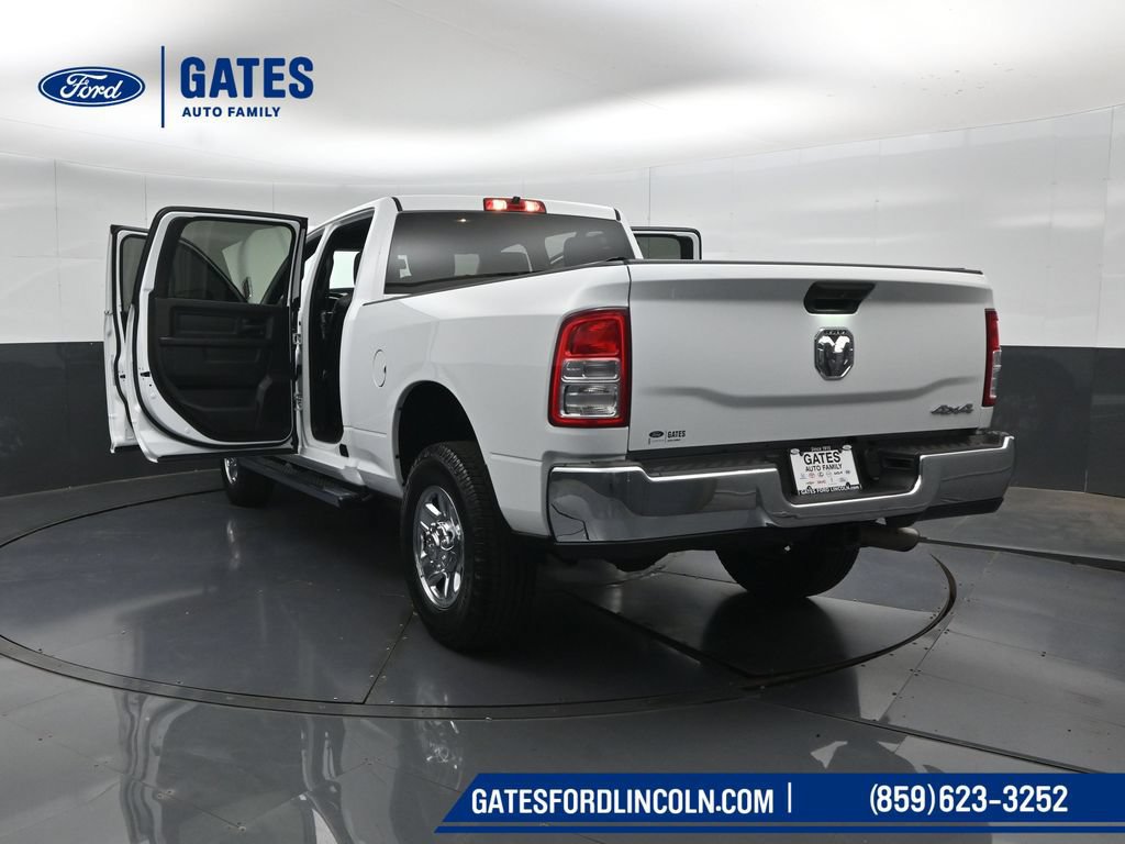 Used 2022 RAM 3500 Tradesman w/ Chrome Appearance Group AWD/4WD image 57