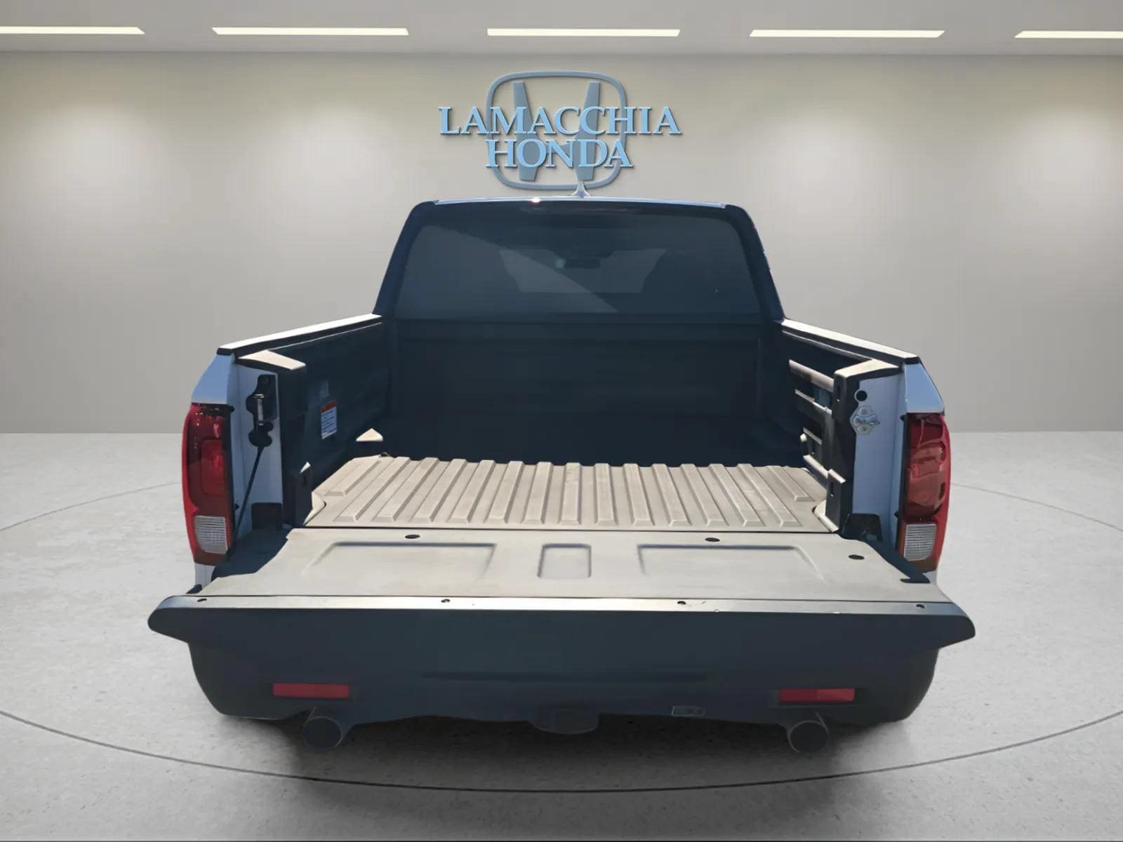 Used 2023 Honda Ridgeline Sport image 5