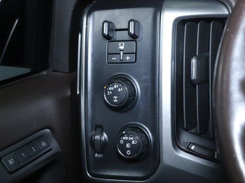 Used 2016 Chevrolet Silverado 1500 LTZ w/ LTZ Plus Package AWD/4WD image 24