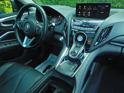 Used 2024 Acura RDX SH-AWD image 2
