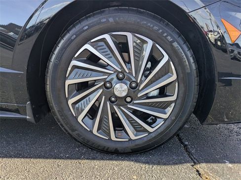 Certified 2023 Hyundai Sonata Limited image 11