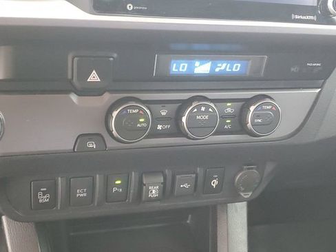 Used 2021 Toyota Tacoma 2WD Double Cab image 28