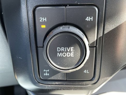 New 2026 Ford F250 XLT w/ XLT Premium Package image 12