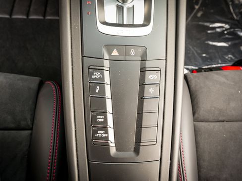 Used 2018 Porsche 911 GT3 image 23