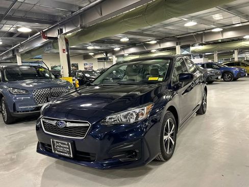 Used 2019 Subaru Impreza 2.0i Premium image 5