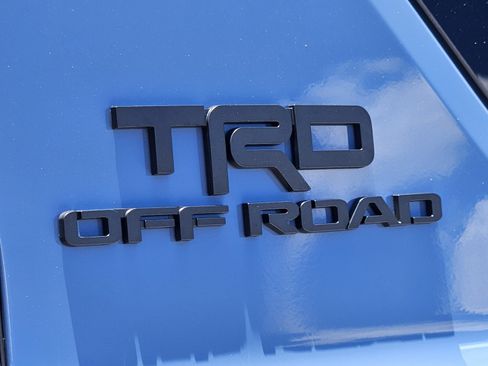 Used 2025 Toyota 4Runner TRD Off-Road AWD/4WD image 34