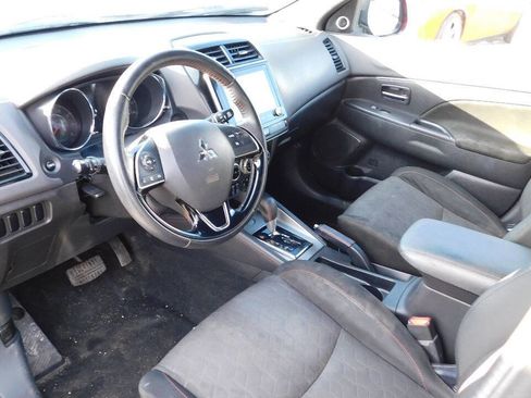 Used 2020 Mitsubishi Outlander Sport Black Edition image 13