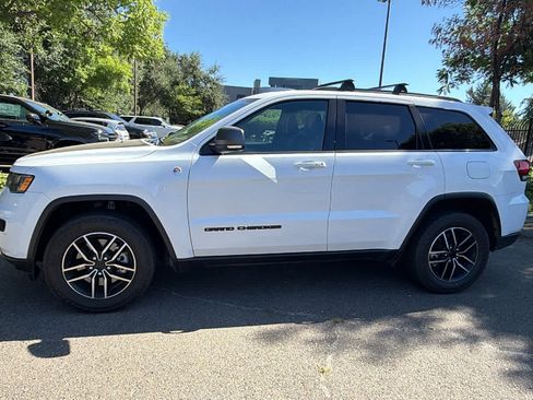 Used 2021 Jeep Grand Cherokee Trailhawk w/ Trailhawk Luxury Group AWD/4WD image 8