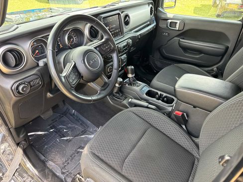 Certified 2021 Jeep Wrangler Unlimited Sport image 22