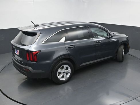 Used 2022 Kia Sorento LX FWD image 33