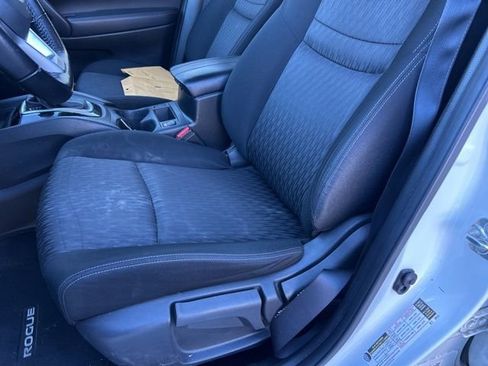 Used 2020 Nissan Rogue S w/ Special Edition Package image 10